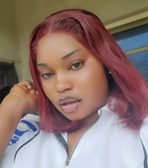 Folasade – Interior Decorator on Worker.NG