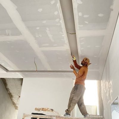 Bright – Drywall Installer / Screeding on Worker.NG