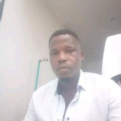 Azeez – Launderer / Dry Cleaner on Worker.NG