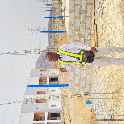 HAMZA – Roofer on Worker.NG
