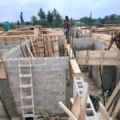Carpenter in Anambra, Onistha – Kingsley onyedikachi - Carpenter in Onistha, Anambra