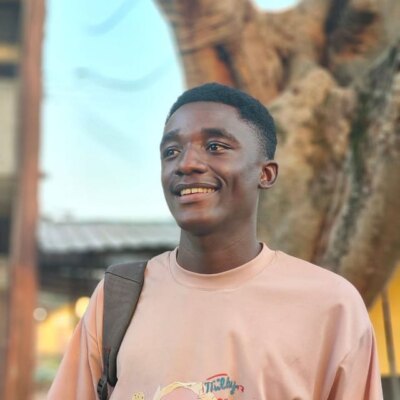 Pianist / Keyboardist in Akwa Ibom, Uyo – EMMANUEL - Pianist / Keyboardist in Uyo, Akwa Ibom